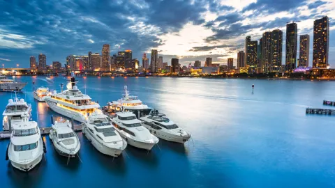 Boats and skyscrapers in Miami